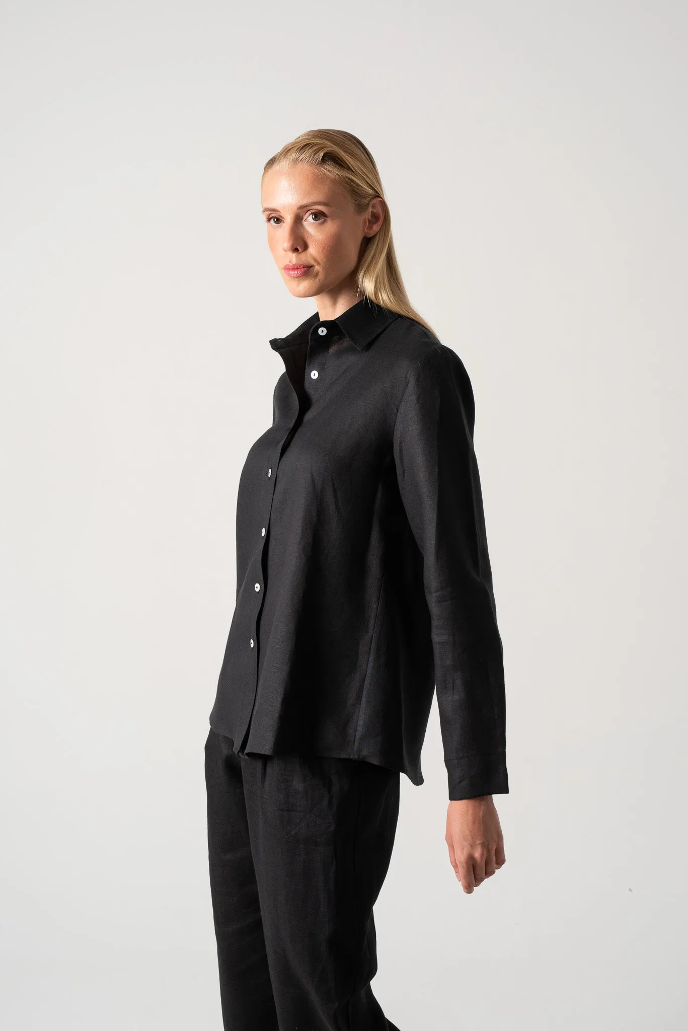 La Classica Linen Shirt Black