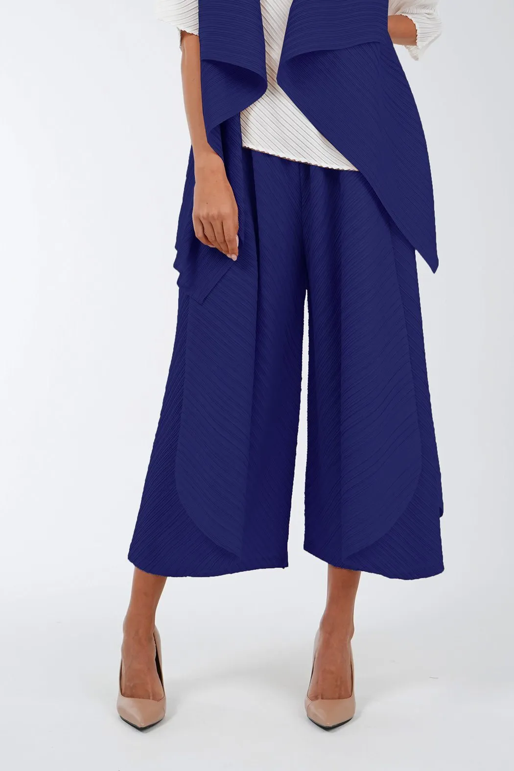 Palmira Double-Layered Genie Pleated Pants