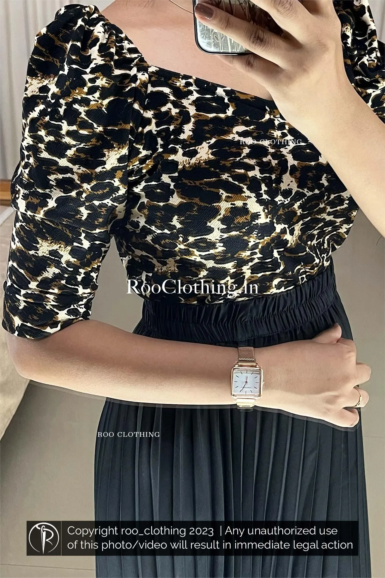 Sweet Heart Neckline Leopard Printed Puff Sleeve (Top Only)