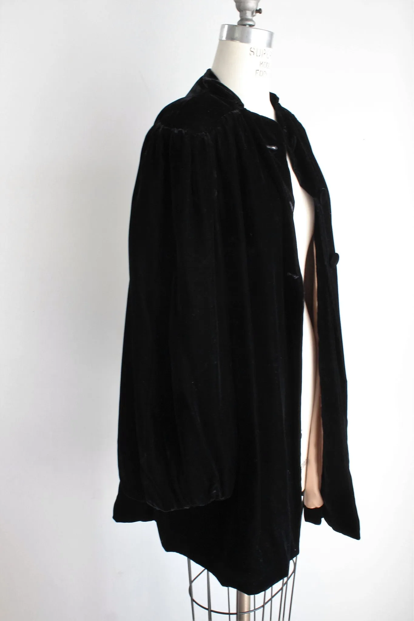 Vintage 1940s Black Velvet Opera Coat with Gold Silk Lining